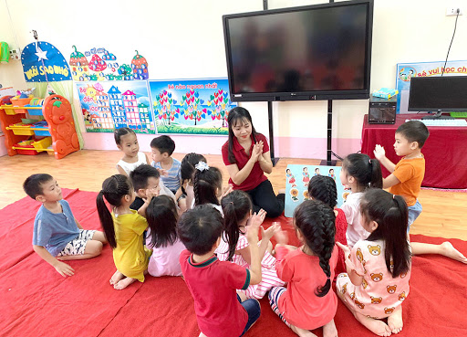 CÔNG TY TNHH ĐẦU TƯ VÀ PHÁT TRIỂN GIÁO DỤC QN STEAM